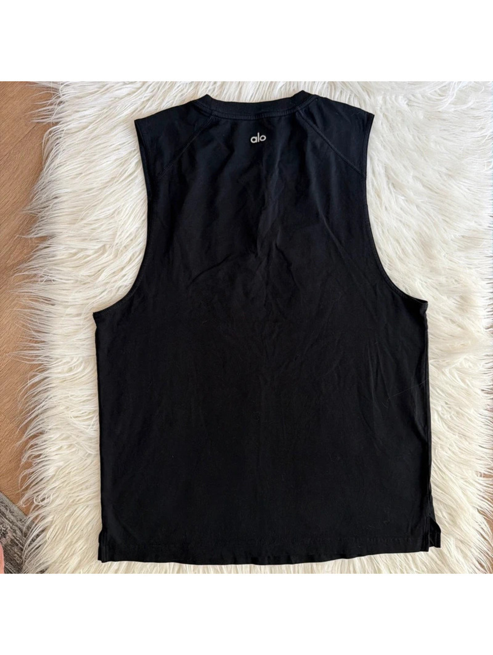 Alo Yoga men’s  black tank top size M